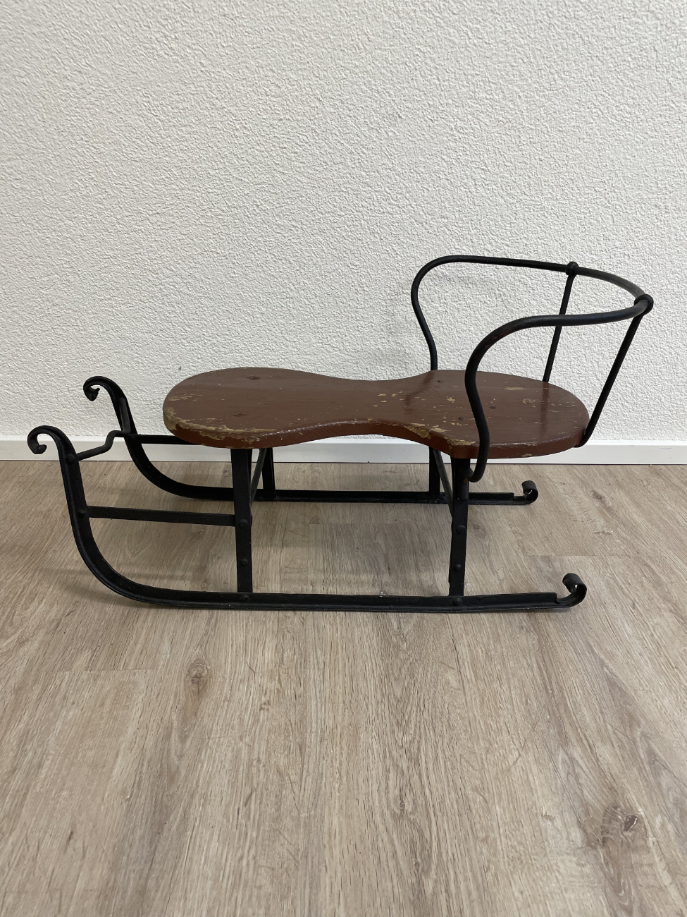 Antiker Jugendstil Kinder-Schlitten aus Holz und Eisen – Bild 4