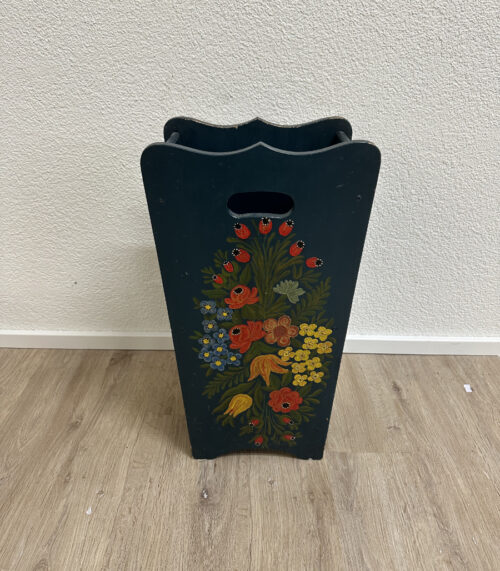 Vintage Bauernmalerei Schirmständer aus Holz mit floralem Dekor und Vogelmotiv
