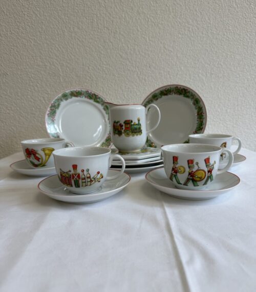 Christmas Magic Porzellan Weihnachtsgeschirr Set 1980er Portugal