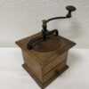 Vintage Hand-Kaffeemühle aus Holz und Metall mit Schublade