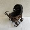 Vintage Miniatur Kinderwagen aus Holz mit Stoffhaube