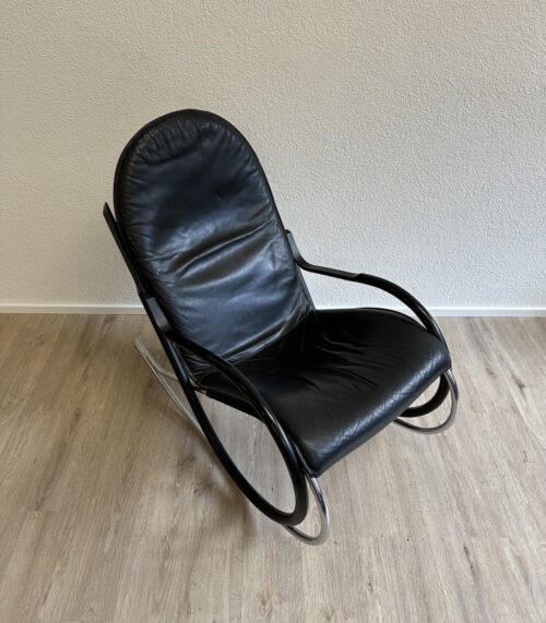 Vintage Schaukelstuhl aus schwarzem Leder mit Metallgestell