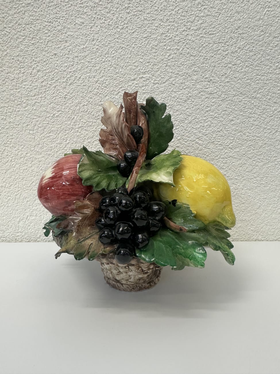 Vintage Keramik Obstschale mit Früchtemotiv und Stempel