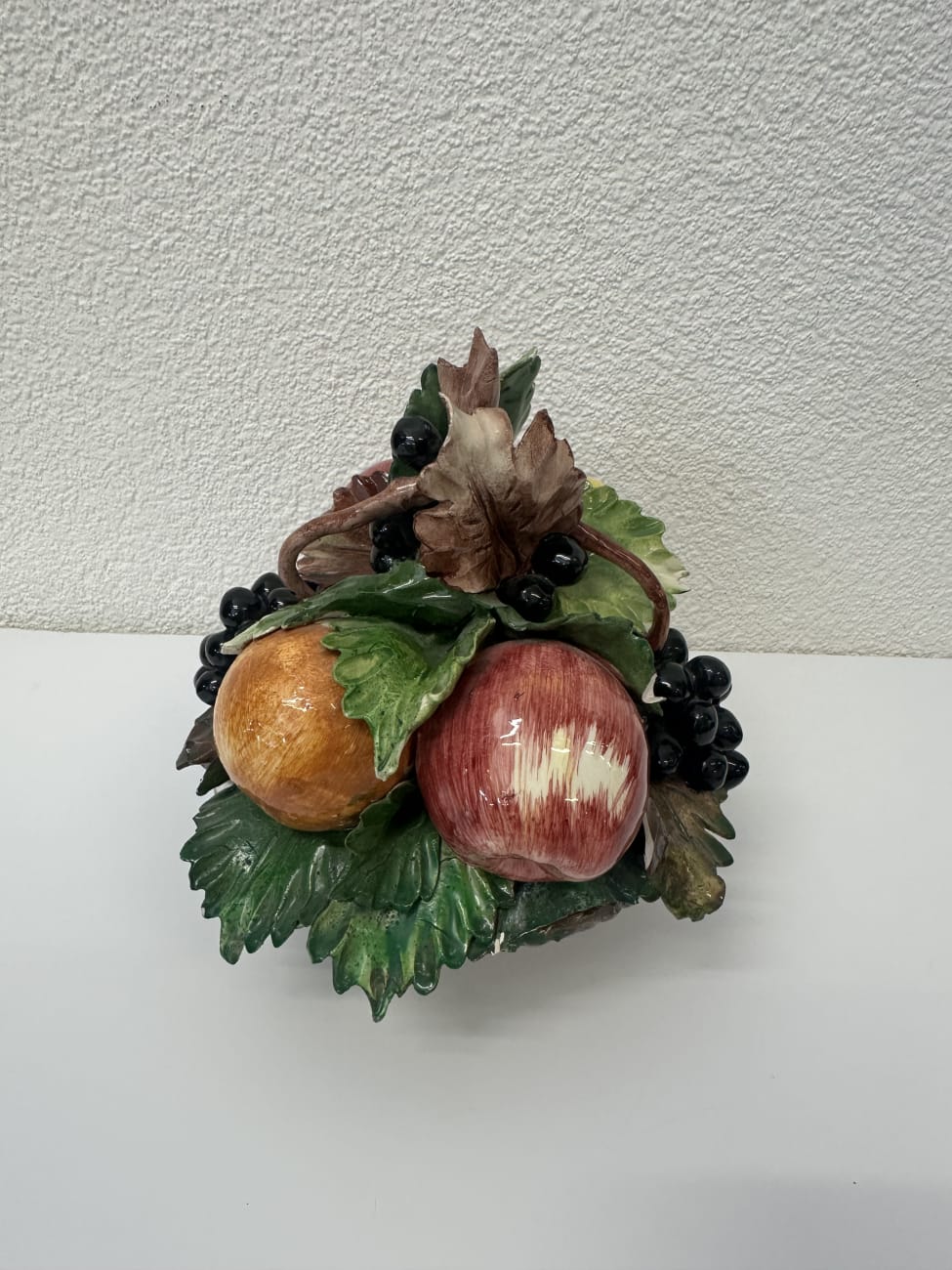 Vintage Keramik Obstschale mit Früchtemotiv und Stempel