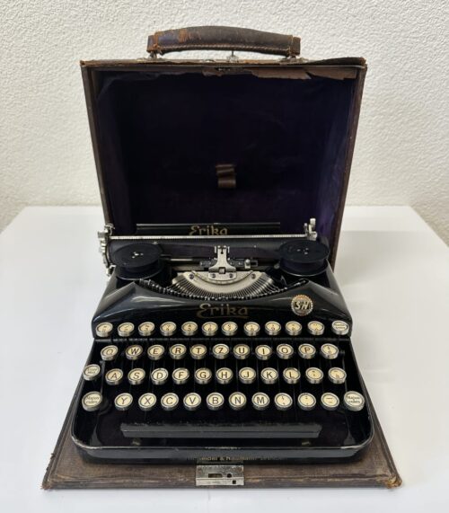 Vintage Schreibmaschine Erika mit Koffer Seidel & Naumann