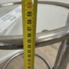 Moderner Beistelltisch aus Glas mit rundem Metallfuss