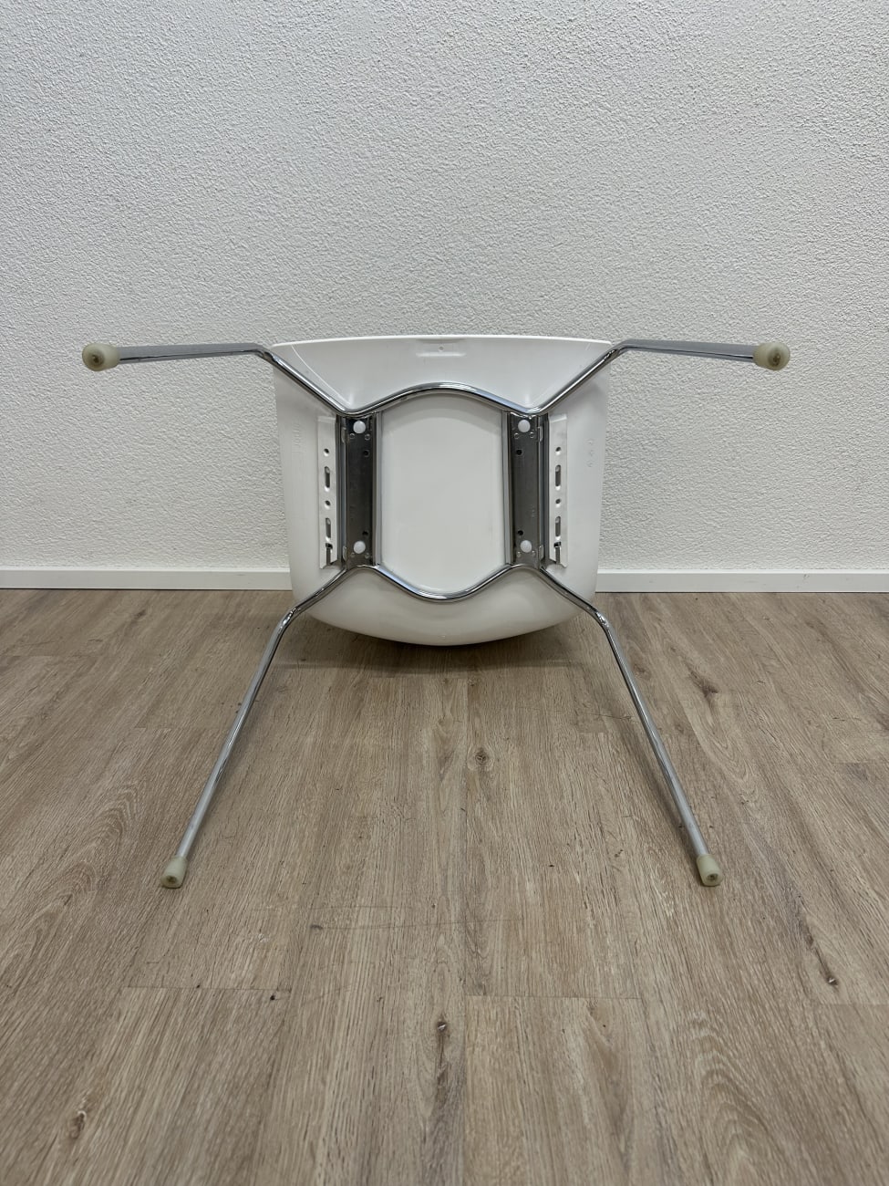 Vintage Freischwinger Stuhl arper mit braunem Sitz