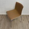 Vintage arper Essstuhl in warmem Beige mit Metallgestell
