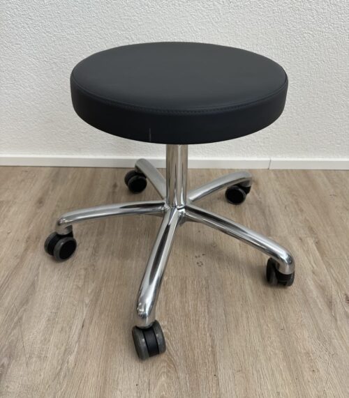 Drehhocker schwarz mit Rollen und 5-Stern-Fuss