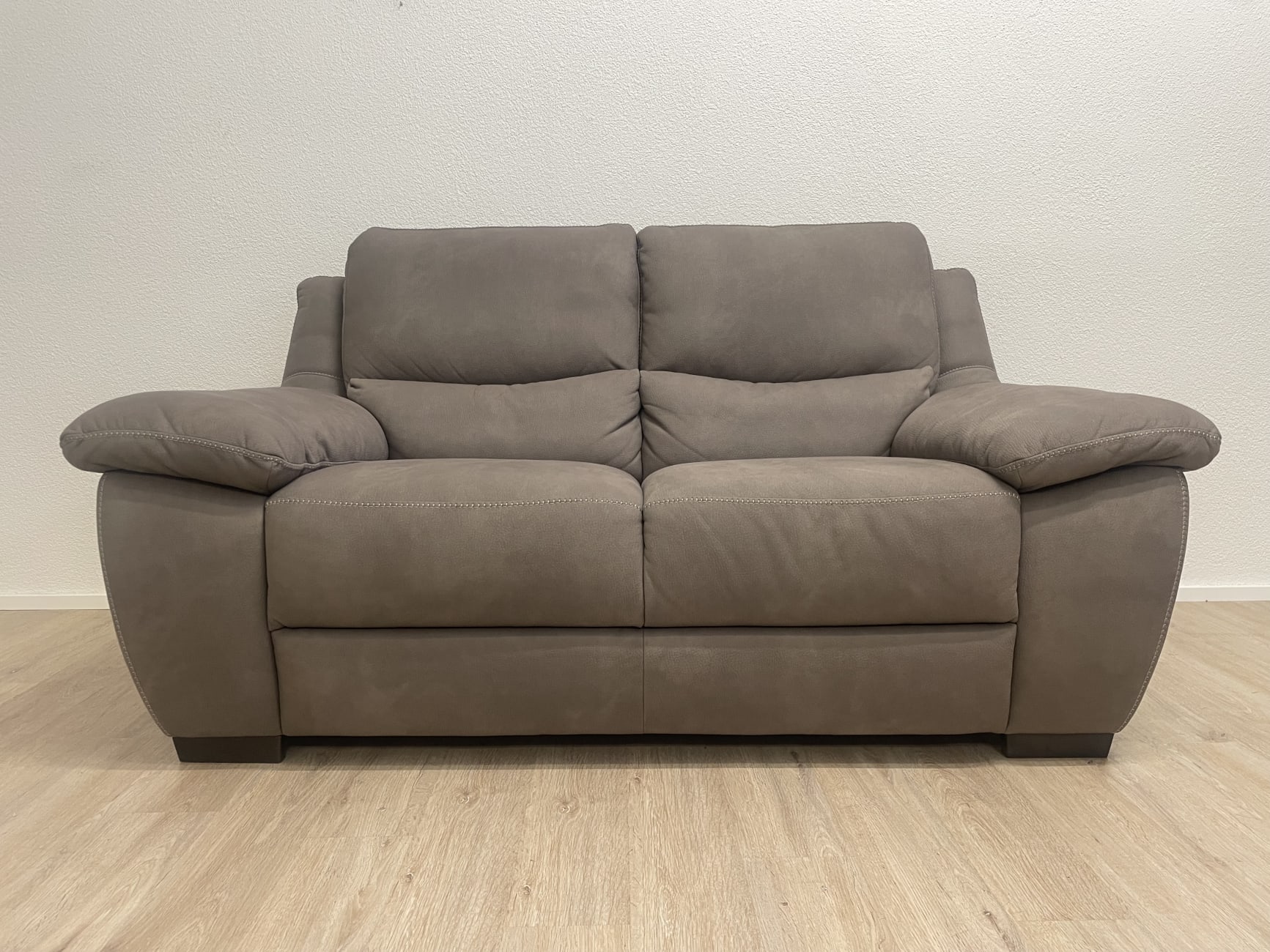 Modernes Zweisitzer Sofa hellbraun Italsofa