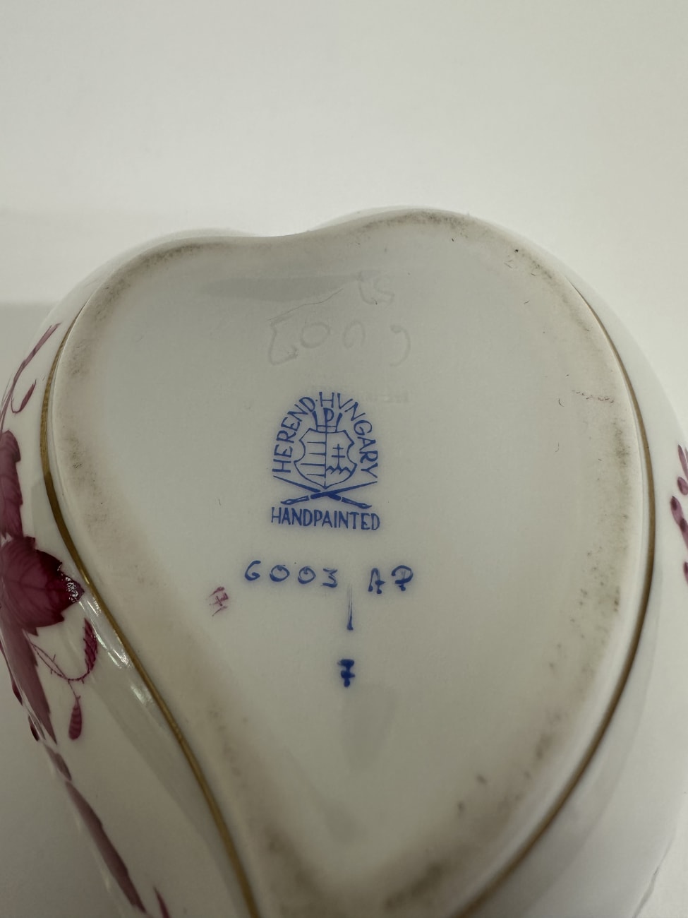 Vintage Herend Porzellan Schmuckdose herzförmig handbemalt