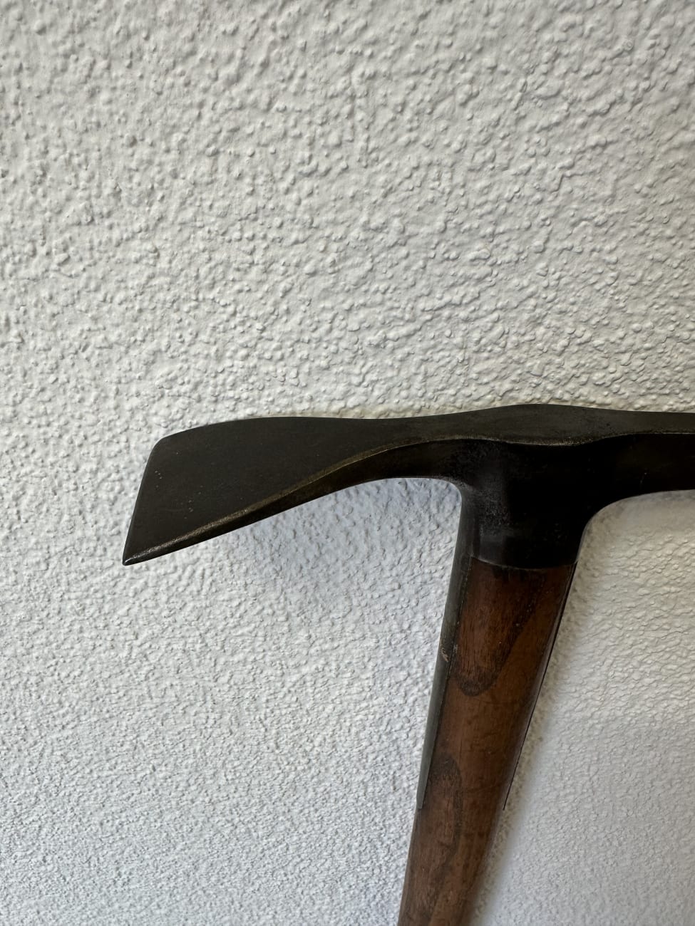 Vintage Eispickel J. Charlet Chamonix mit Holzgriff