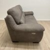 2-Sitzer Sofa mit Relaxfunktion in neutralem Grau-Braun