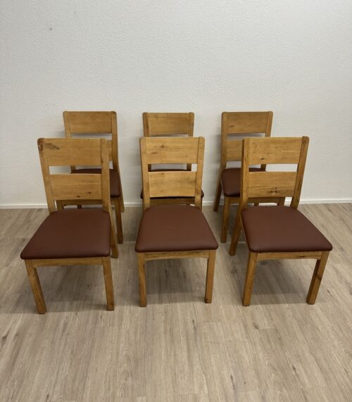 Esszimmerstuhl Set aus Holz mit gepolsterter Sitzfläche