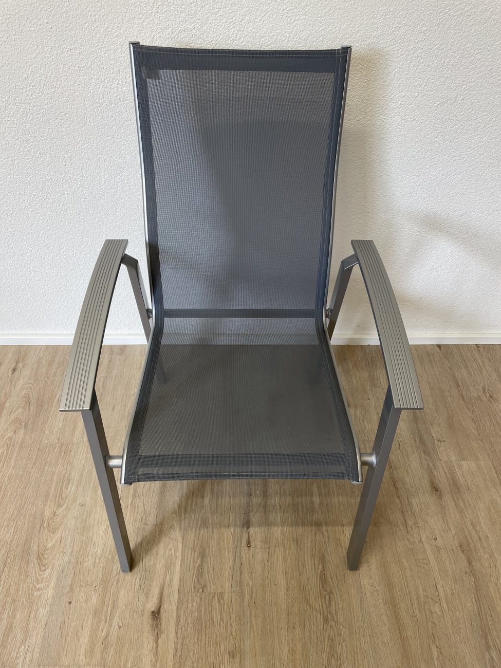 Moderner Gartenstuhl KARASEK Wien mit Aluminium und Textilene