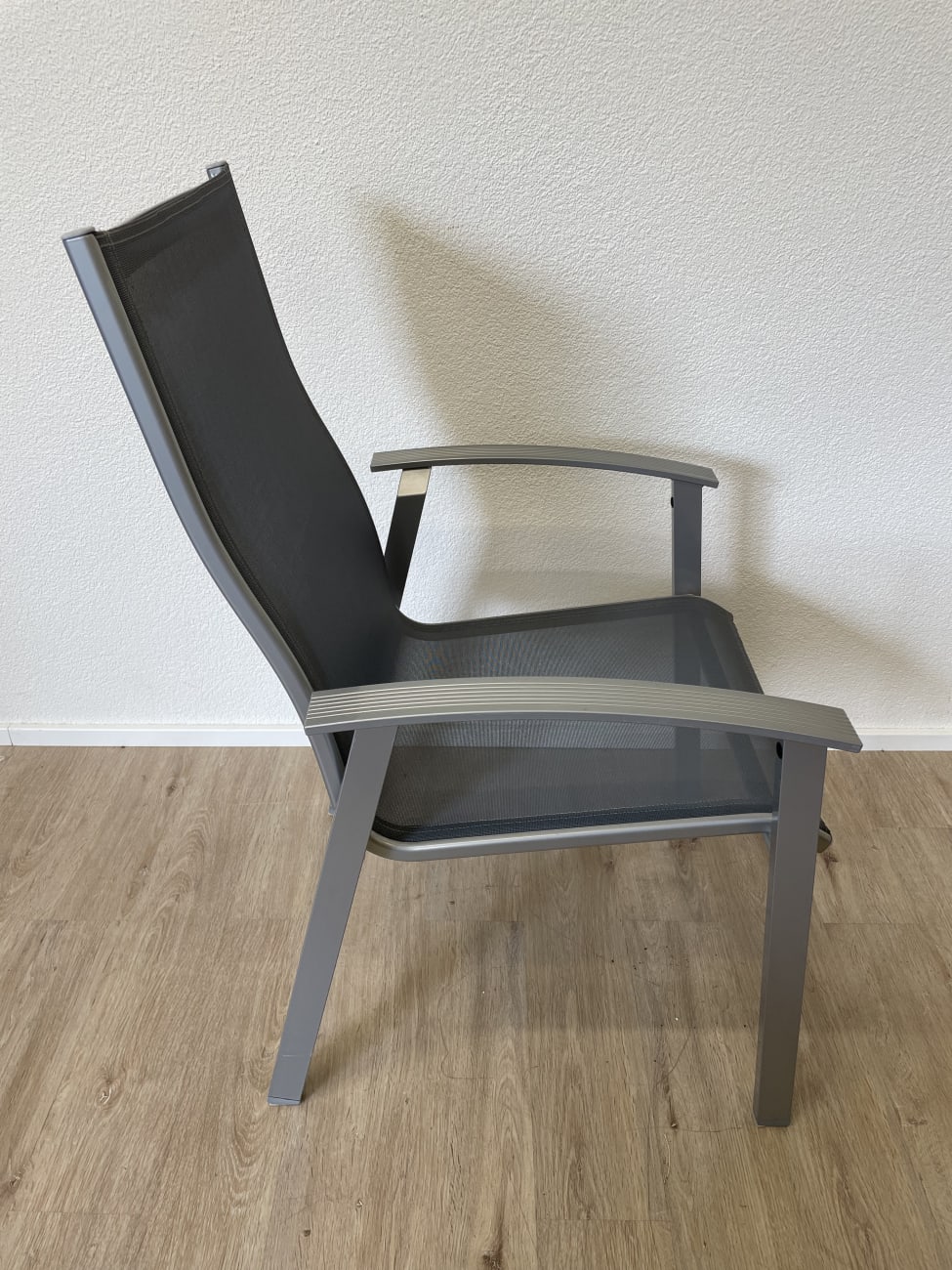 Moderner Gartenstuhl KARASEK Wien mit Aluminium und Textilene