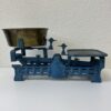 Vintage Küchenwaage blau mit Metallschale bis 5 kg