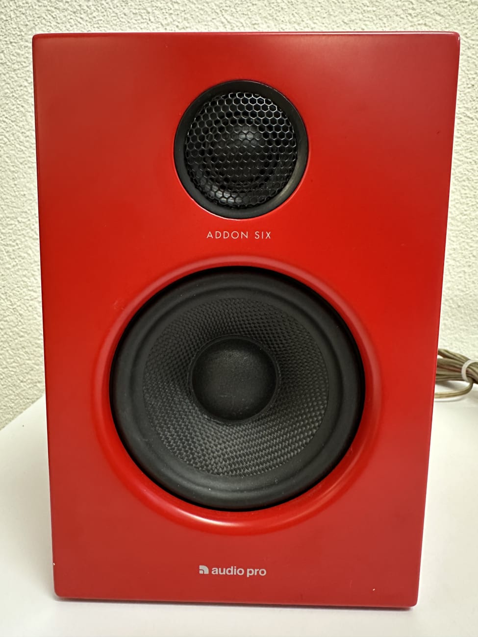 Vintage Aktivlautsprecher audio pro ADDON SIX rot