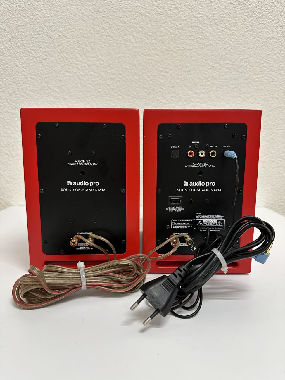 Vintage Aktivlautsprecher audio pro ADDON SIX rot