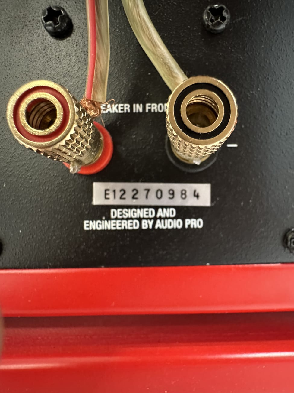 Vintage Aktivlautsprecher audio pro ADDON SIX rot