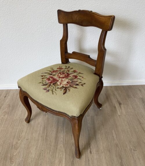 Vintage Esszimmerstuhl aus Holz mit floraler Polsterung