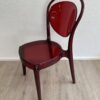 Stuhl "Parisienne" aus transparent rotem Kunststoff