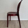 Stuhl "Parisienne" aus transparent rotem Kunststoff