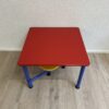 Kinder-Spieltisch-Set mit Hockern auf Rollen