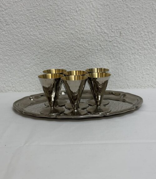 Modernes Schnapsgläserset mit 6 Gläsern und ovaler Servierplatte