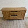 Landhaus Sideboard aus Kiefernholz mit 3 Schubladen und 2 Türen
