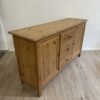Landhaus Sideboard aus Kiefernholz mit 3 Schubladen und 2 Türen