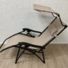 Moderner Garten-Liegestuhl klappbar mit Ablagetisch