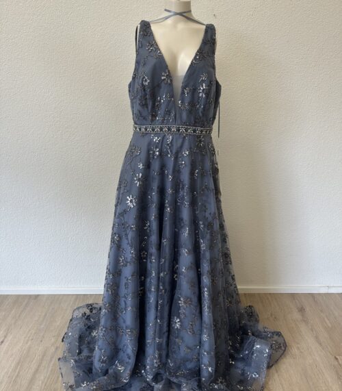 Abendkleid Marfil Barcelona mit Pailletten und Schleppe