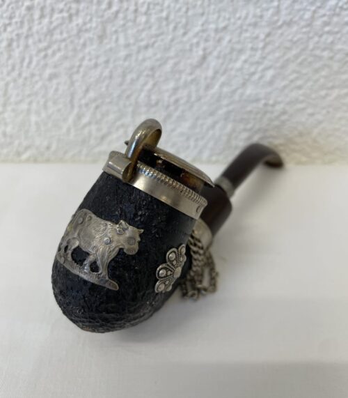 Vintage Tabakpfeife schwarz mit Metallverzierungen und Deckel