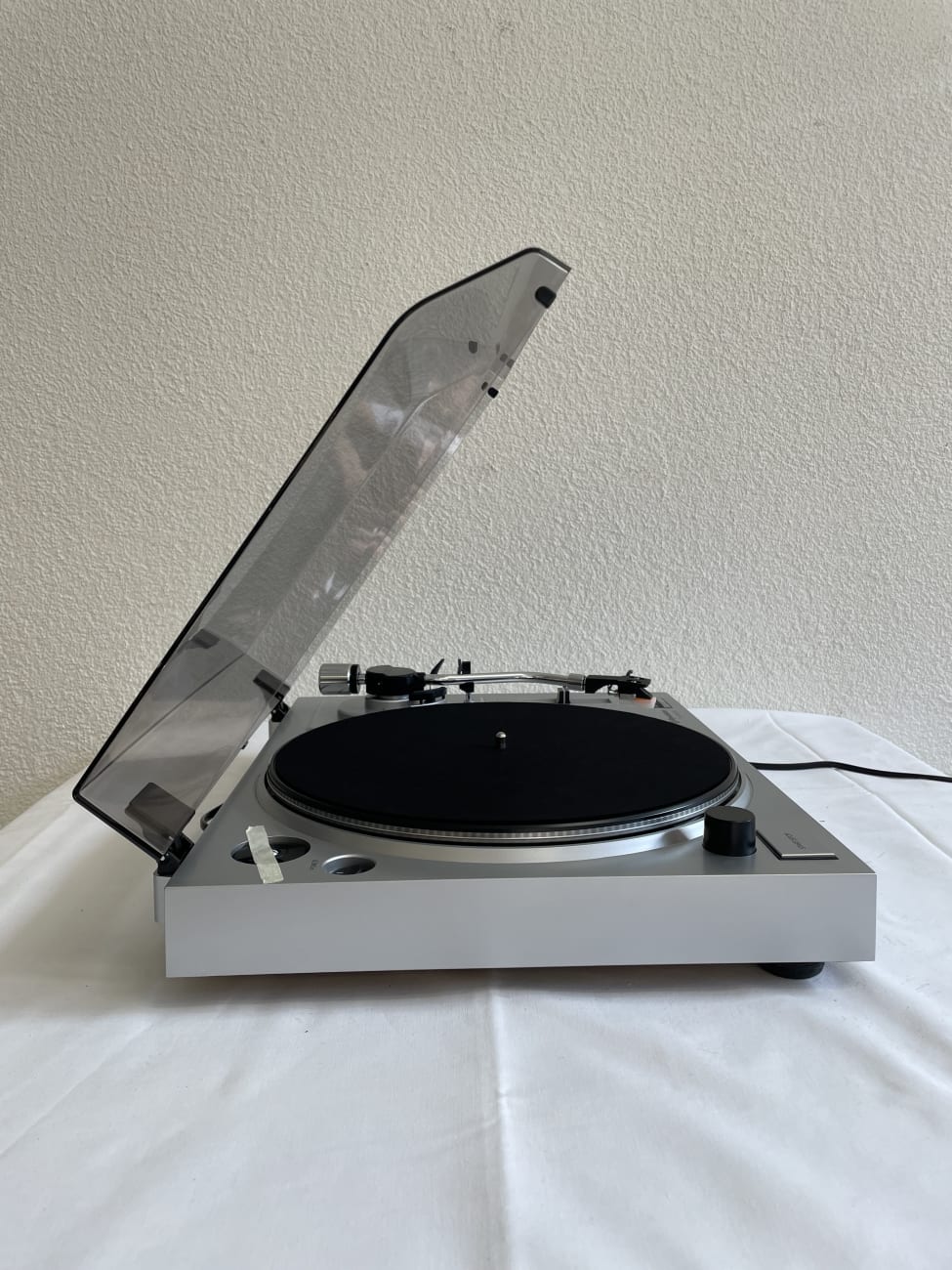 Roadstar DJ Plattenspieler TTL-8743UDJ/S mit USB und Pitch-Regler