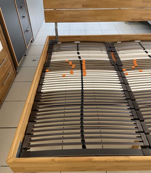 Vitalis Bettgestell mit integriertem Lattenrost