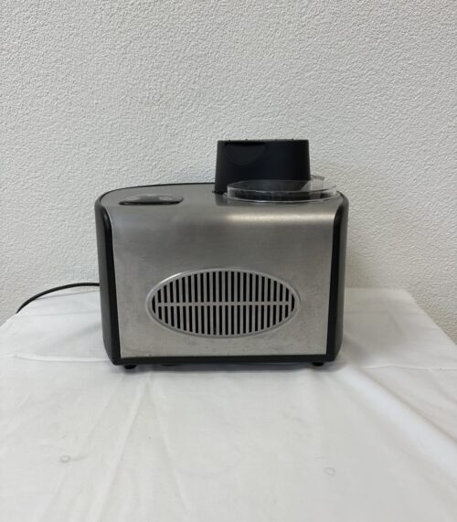 Moderne UNOLD Eismaschine aus Edelstahl mit Digitalsteuerung