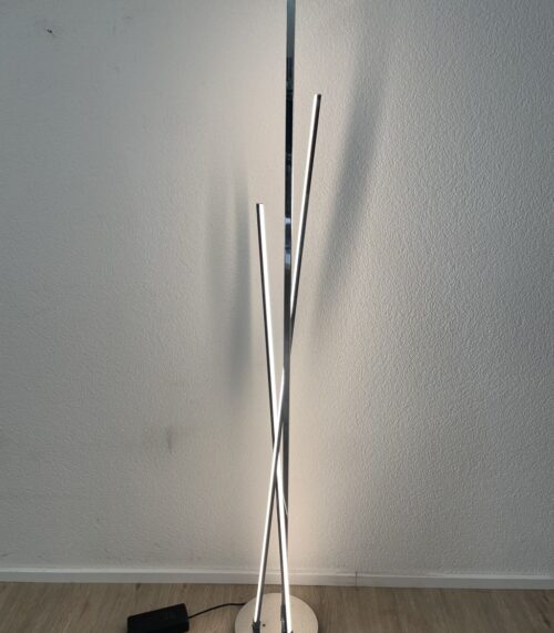 Moderne Stehleuchte verchromt mit mehreren Lichtstielen