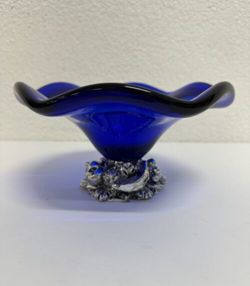 Vintage Glasschale in Blau mit dekorativem Metallfuss