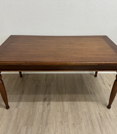 Italienischer Esstisch aus Nussbaum von Modenese Gastone ausziehbar