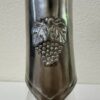 Vintage Glas Karaffe mit Zinnbeschlag und Traubenmotiv