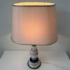 Vintage Tischlampe Keramik mit floralem Dekor aus Italien