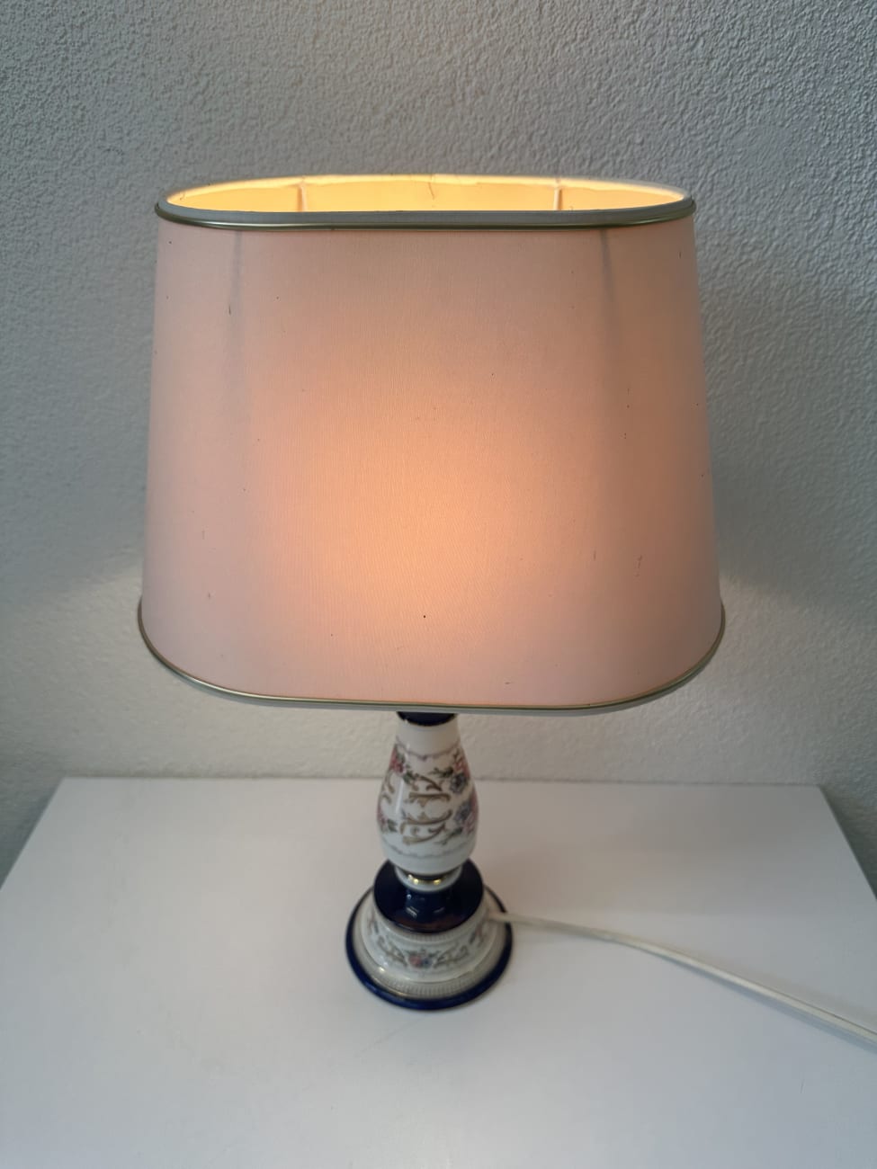 Vintage Tischlampe Keramik mit floralem Dekor aus Italien