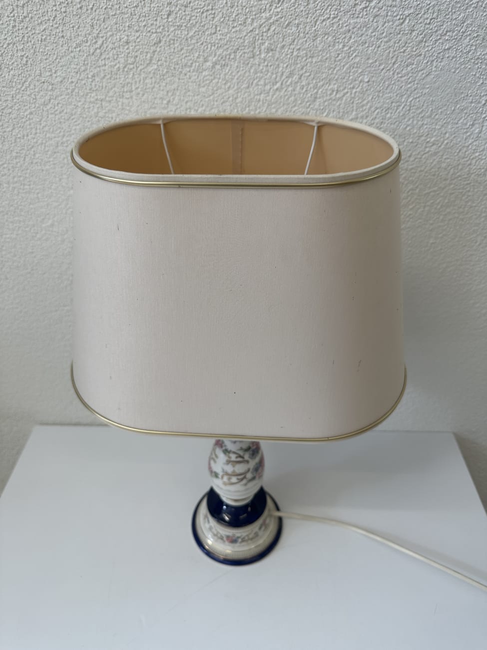 Vintage Tischlampe Keramik mit floralem Dekor aus Italien