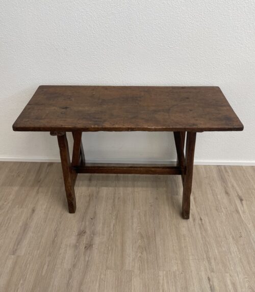 Vintage Holztisch rustikal mit schmaler rechteckiger Platte
