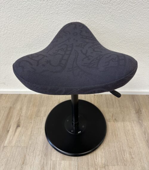 STOKKE Drehhocker schwarz höhenverstellbar mit Rundfuss