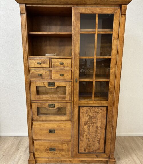 Vintage Holzvitrine mit Schubladen und Glastür