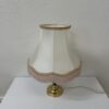Vintage Tischlampe mit Stoffschirm und Fransen in Weiss Gold