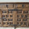 Vintage Sideboard mit Relieftüren aus Holz im Landhausstil