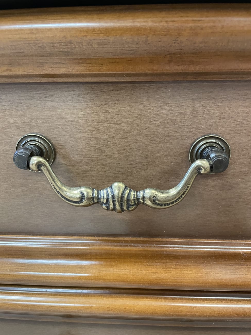 Vintage Nachttisch mit marmorierter Ablage und Spiegel